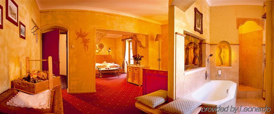 Adler Suite & Stube فيلاباسا الغرفة الصورة